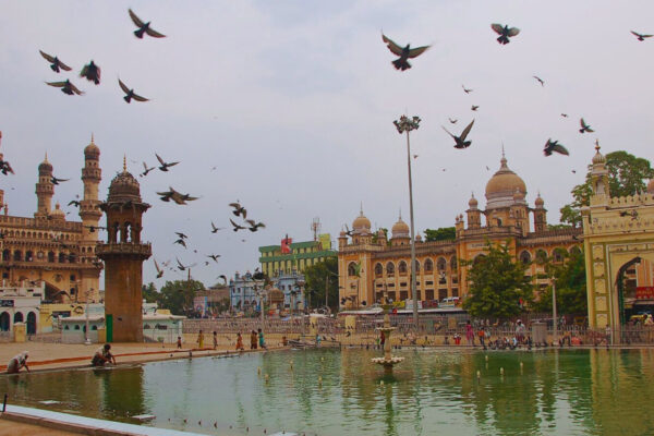 Hyderabad Delights Tour Package – 3N / 4D