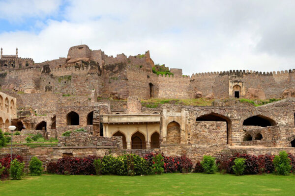 Hyderabad Delights Tour Package – 3N / 4D